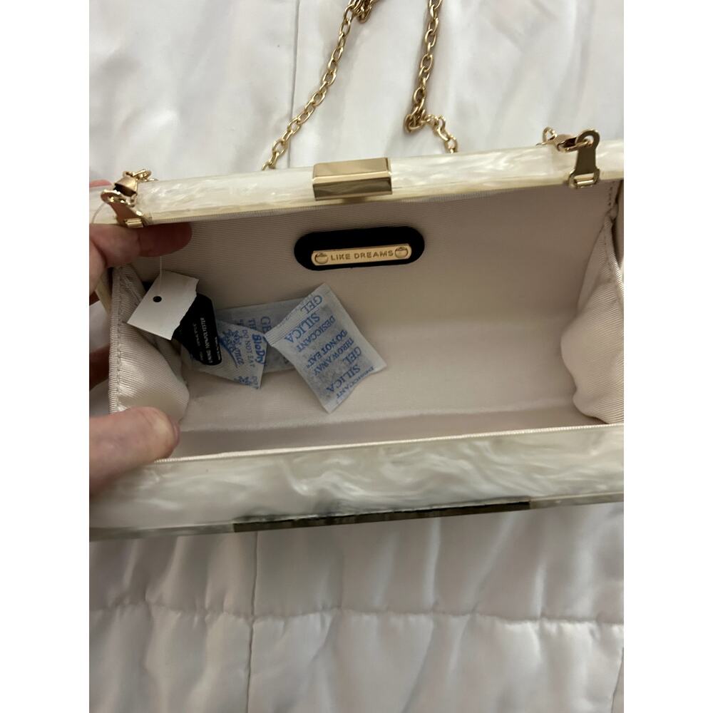 Like Dreams "Mrs." Bride Purse - Picture 3 of 5
